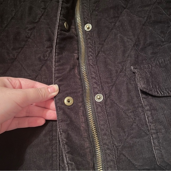 EDDIE BAUER Women’s Black Quilted Corduroy Zip-up Jacket - Picture 15 of 17